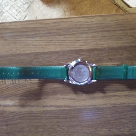 Watch - Picture 2 of 10